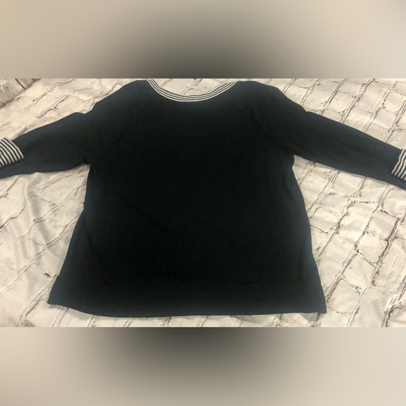 🔥Beautiful Soft Long Sleeves🔥Measurements in Pics🔥 - Picture 8 of 12